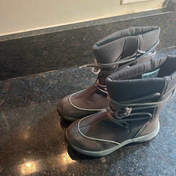 GIRLS LL BEAN HIKING BOOTS - Picture 6 of 8